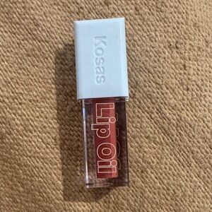 Kosas Lip Oil — dip